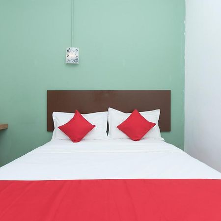 OYO 218 Storytel Hotell Kota Kinabalu Eksteriør bilde